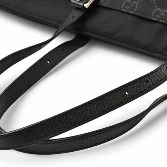 GUCCI Black Leather Shoulder Bag - Picture 12 of 16